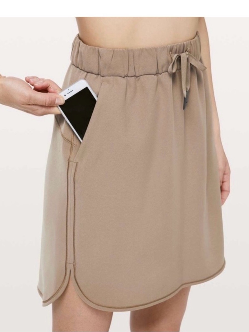 Lululemon on the fly tan skirt 6